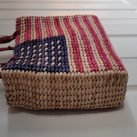 Americana Straw Pocketbook - Picture 3 of 15